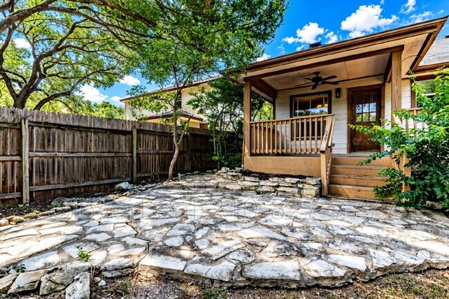 Building Photo - 3737 Limestone Mesa