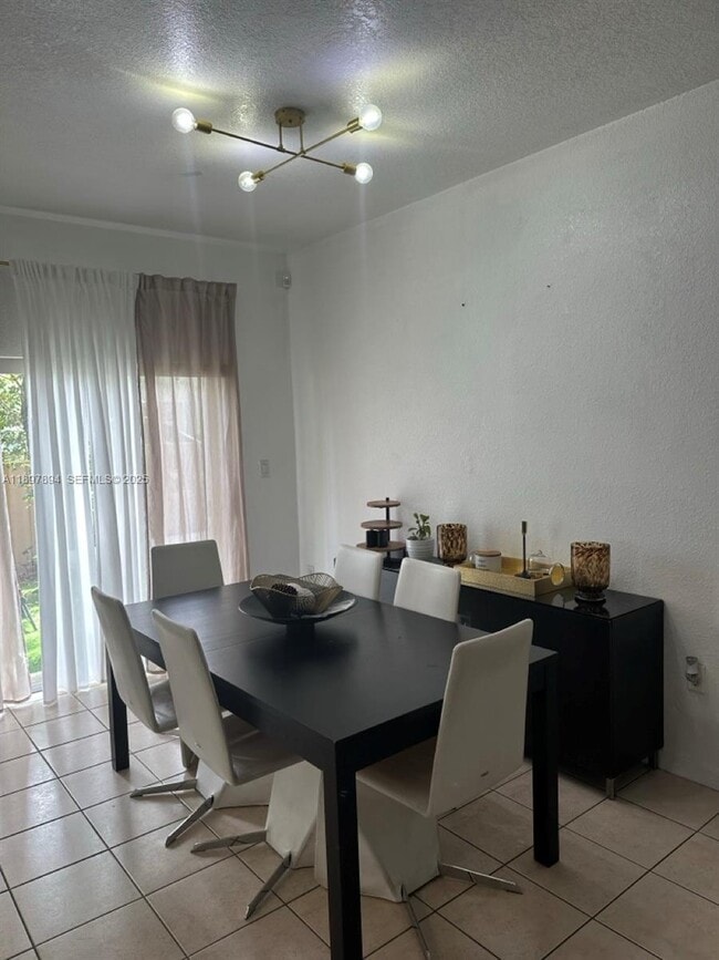 Building Photo - 8822 W Flagler St