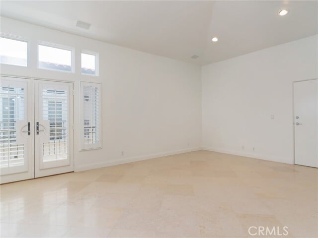 Building Photo - 413 Paseo De La Concha