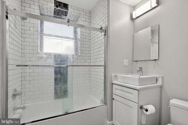 Building Photo - 1420 E Susquehanna Ave