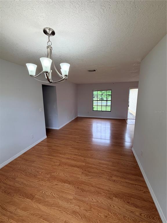 Building Photo - 661 Murphy Rd