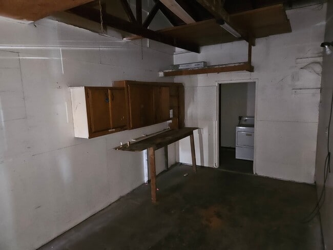 Building Photo - 1715 Sheridan St