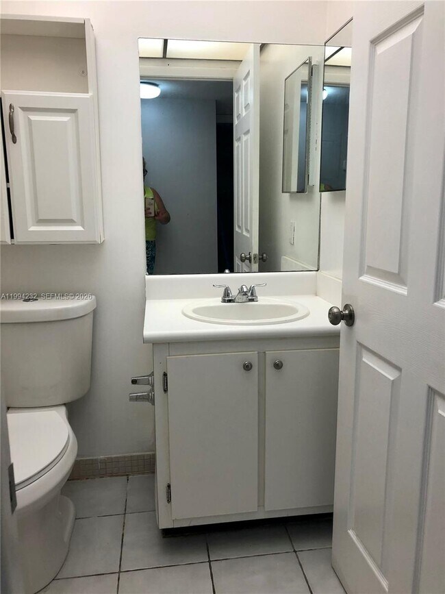 Building Photo - 9753 W McNab Rd