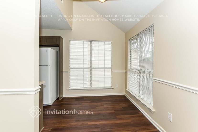 Building Photo - 1131 Collyns Ct