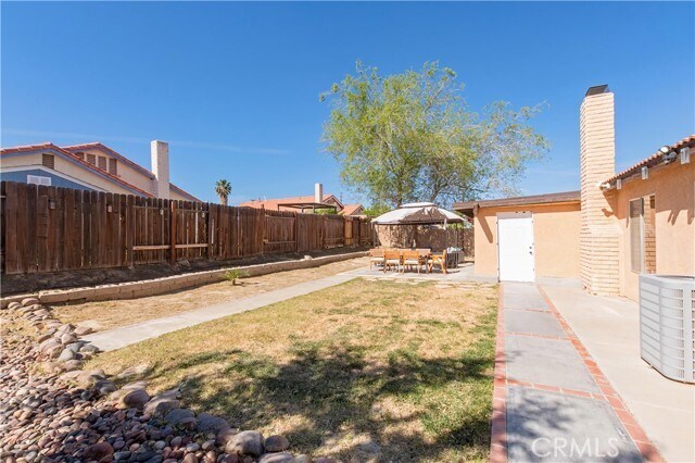 Building Photo - 4034 E Ave R 6