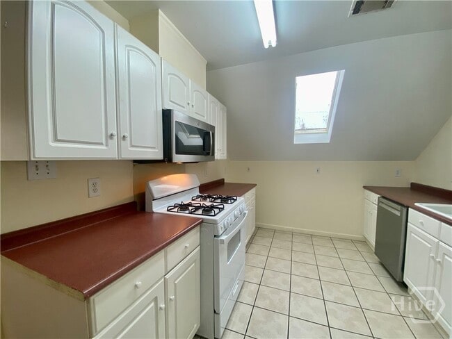 Building Photo - 1315 Bonaventure Rd