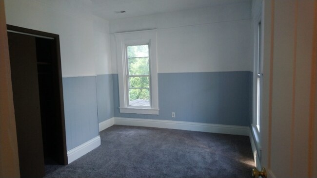 Building Photo - 824 Greenwood Ave