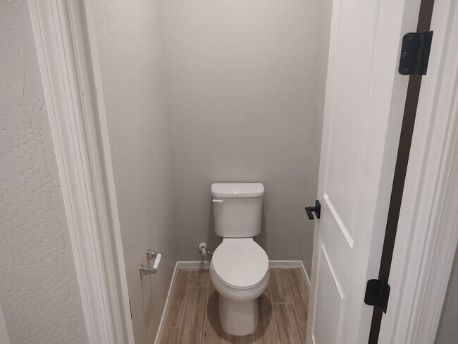 Building Photo - 4 Bedroom - 3 Bath  Home - 2668 Sq. Ft. - Eastmark Inspirian III - Mesa