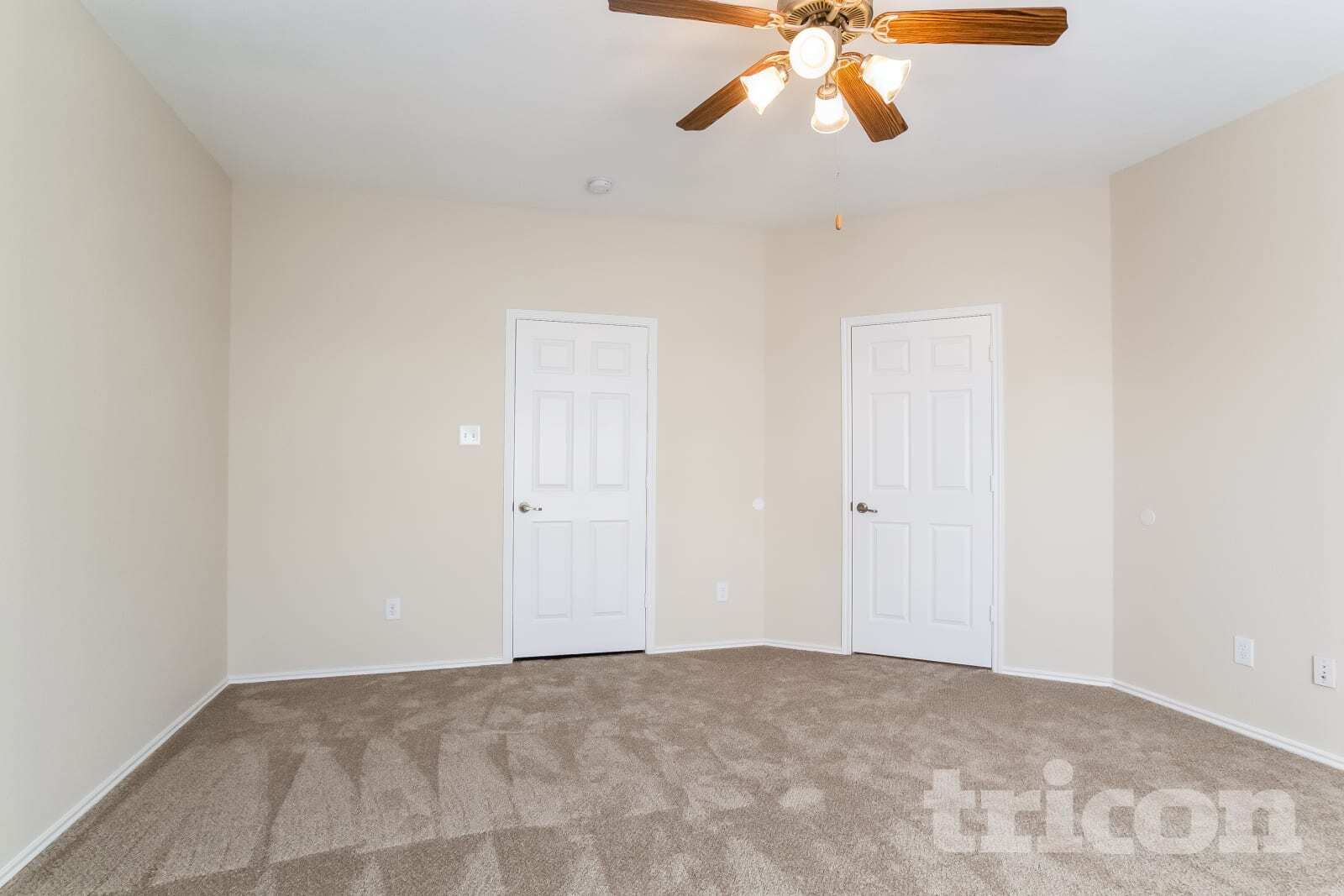 Building Photo - 10338 Whisper Bluff Dr