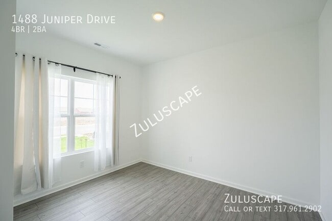 Building Photo - 1488 Juniper Dr