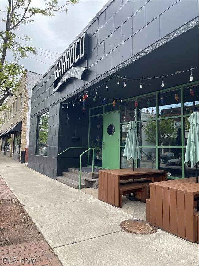 Building Photo - 2628 E 124th St