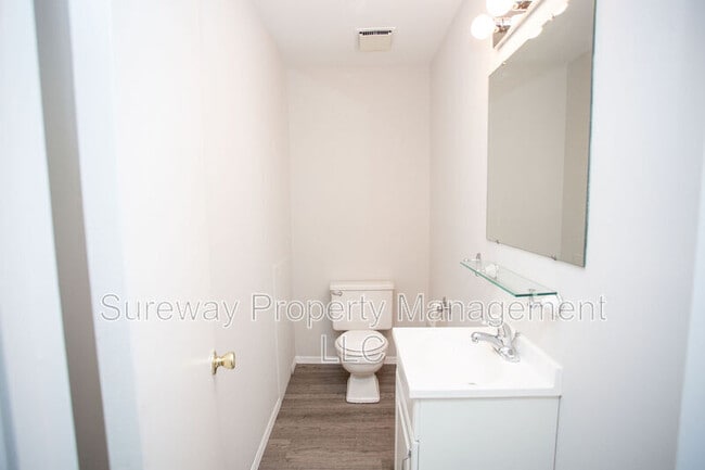 Building Photo - 159A Birchfield Ct