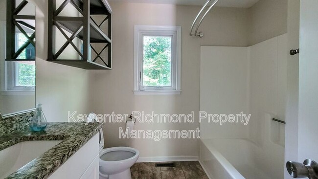 Building Photo - 14304 Ramblewood Dr