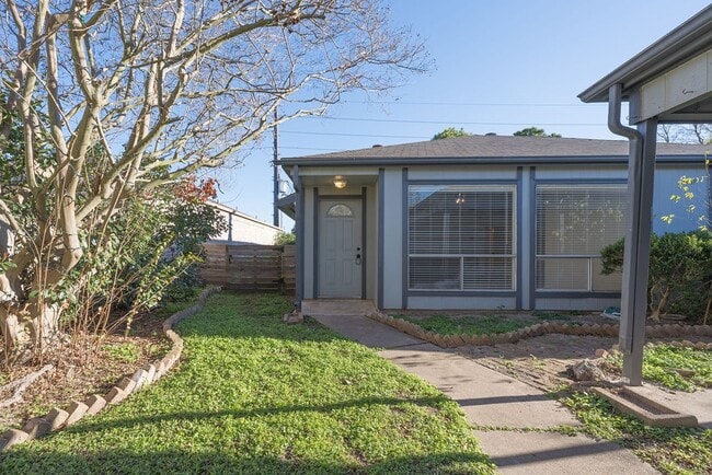 Building Photo - 16127 Olive Glen Dr