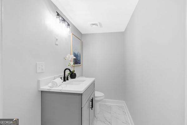 Building Photo - 4161 Windermere Dr