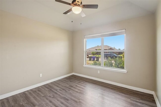 Building Photo - 3913 Caraway Ln