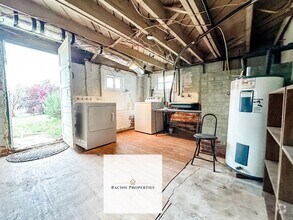 Building Photo - Charming Two Bedroom Home in Lyman