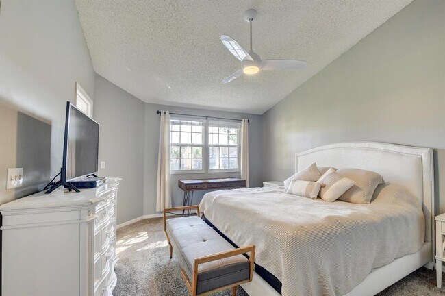 Building Photo - 9525 Boca River Cir