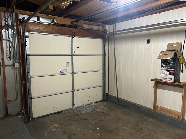 Building Photo - 1804 DeForest Ln