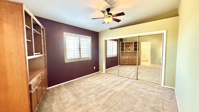 Building Photo - Lovely semi-attached, Single-Story Guest H...