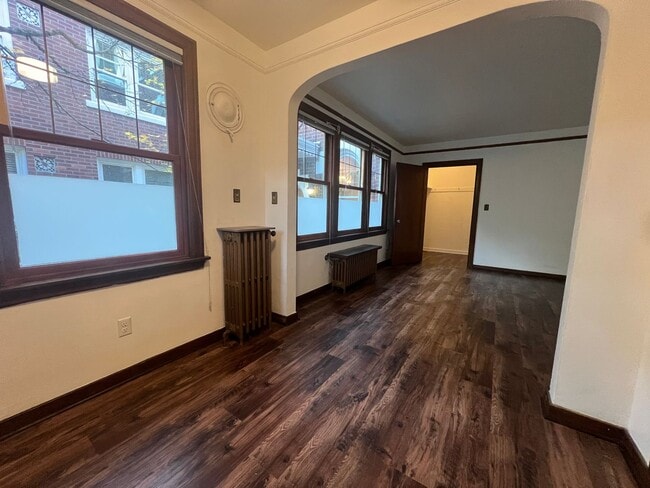 Building Photo - 411 Boylston Ave E