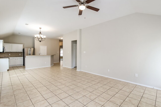 Building Photo - 129 Arbordale Way