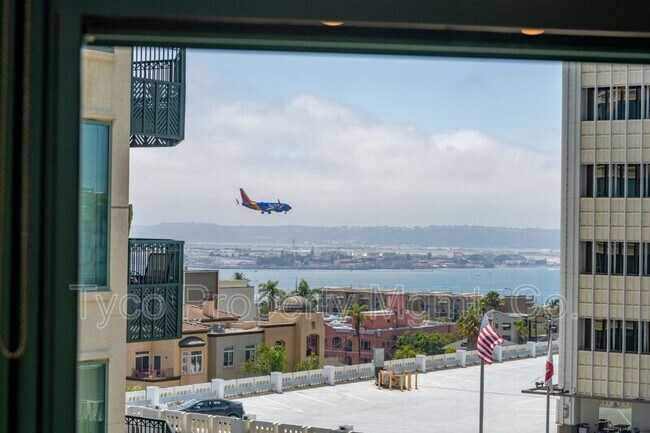 Building Photo - 2500 Sixth Ave