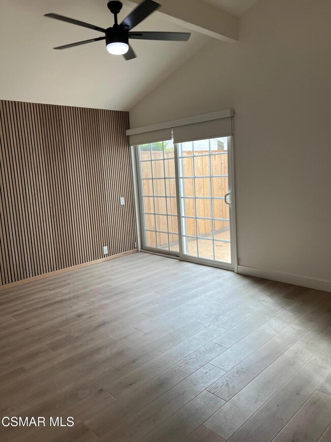 Building Photo - 2040 Shady Brook Dr