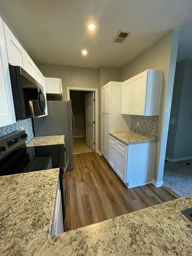 Building Photo - 1172 Retriever Wy