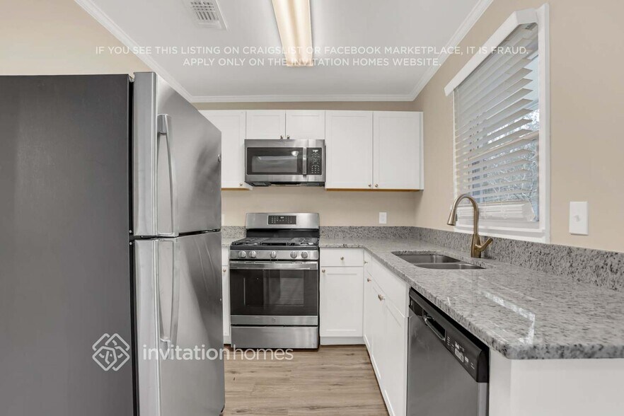 Building Photo - 6064 Brookdale Ln SW