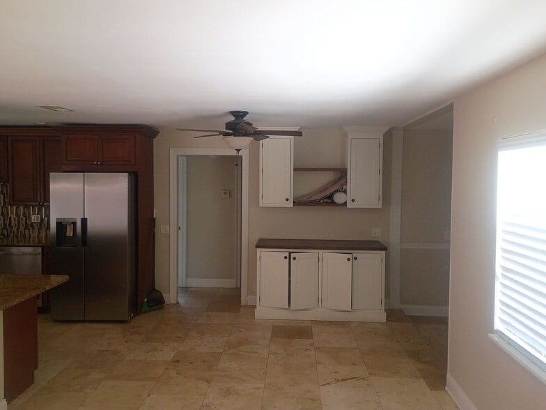 Building Photo - 58 Paxford Ln