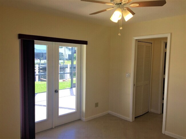 Building Photo - Cape Coral Gulf Access Pool Home