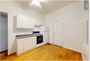 Building Photo - 702 W Schubert Ave