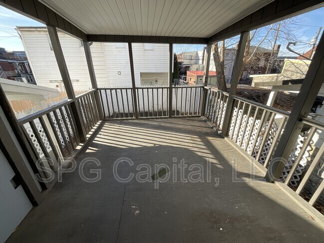 Building Photo - 32 N 2nd St