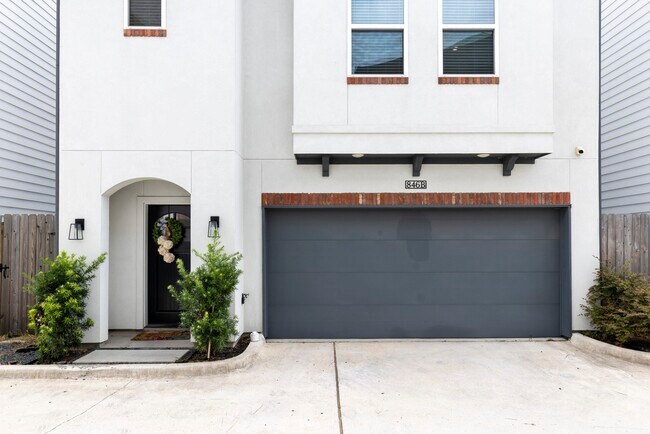 Building Photo - 846 Wakefield Dr