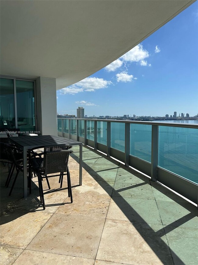 Primary Photo - 1331 Brickell Bay Dr
