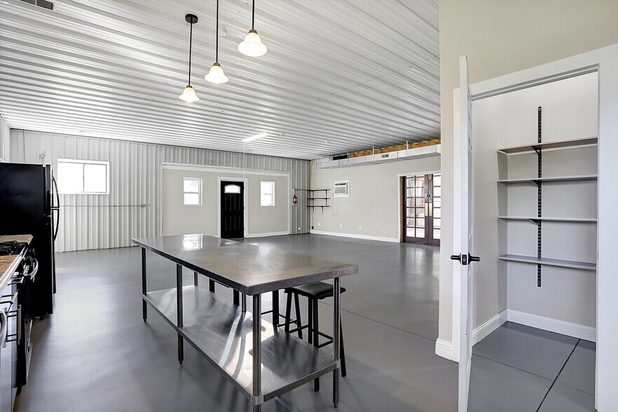 Building Photo - 940 W 1090 N
