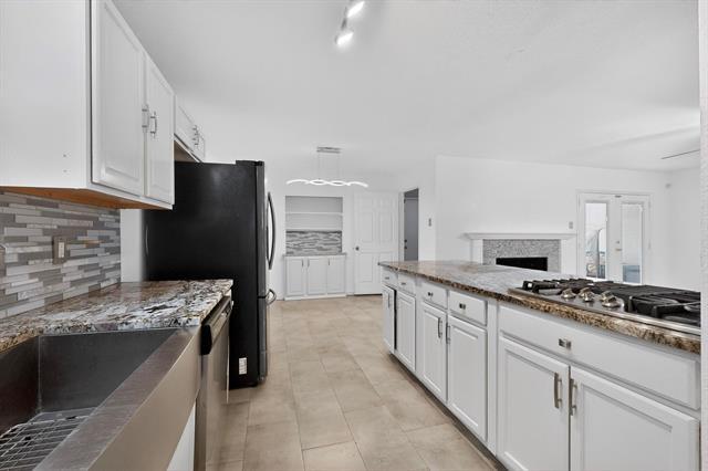 Building Photo - 3401 Hillsdale Ln