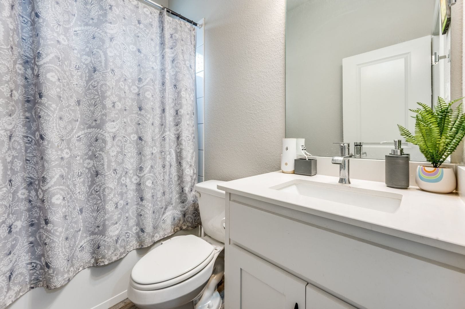 Building Photo - 2013 Gray Towers Way