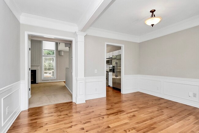 Building Photo - 5916 Downfield Wood Dr