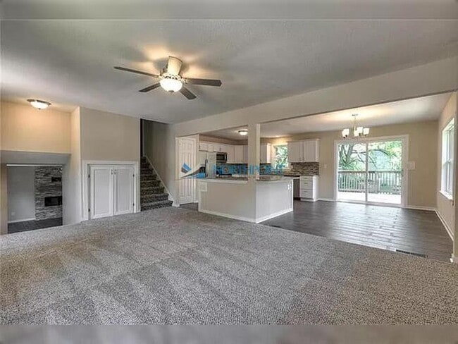 Building Photo - 4 bedrooms, 3 baths gorgeous Parkville home
