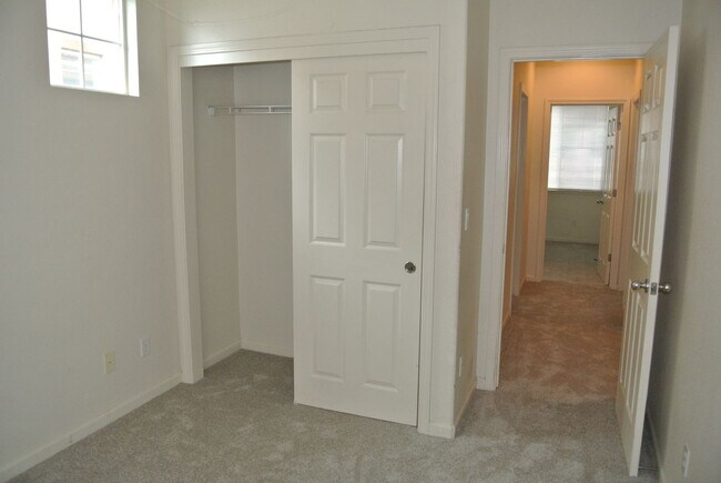 Building Photo - ** COMING SOON!!! ** Updated 4 Bedroom, 2 1/2 Bathroom House in Pittsburg Gated Community