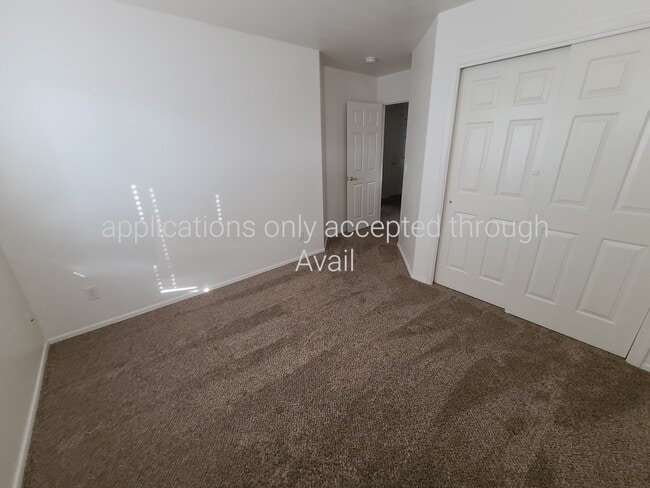 Building Photo - 8680 S Desert Dove Dr