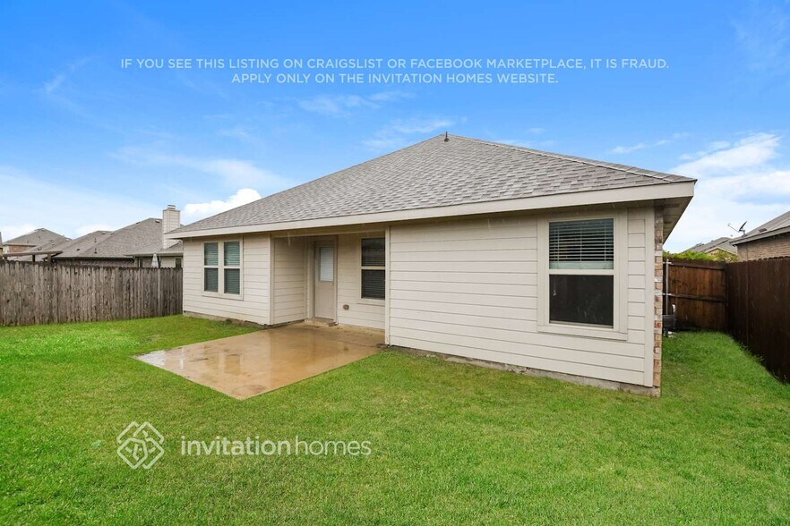 Building Photo - 224 Chimney Rock Dr