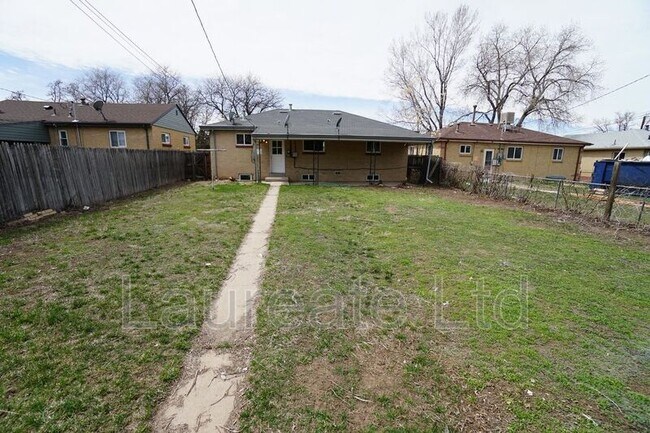 Building Photo - 3630 Holly St