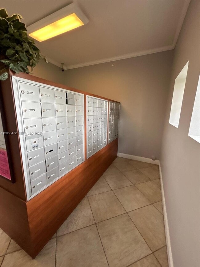 Building Photo - 815 Boynton Beach Blvd
