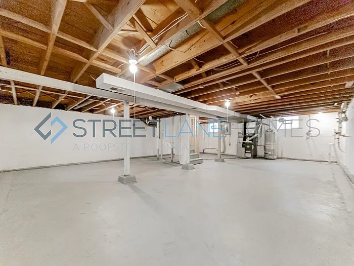 Building Photo - 431 N Dade Ave