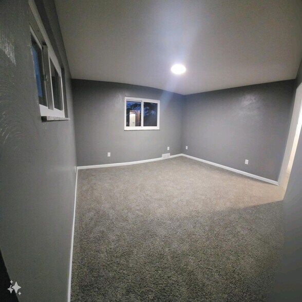 Building Photo - 1426 Hyde St