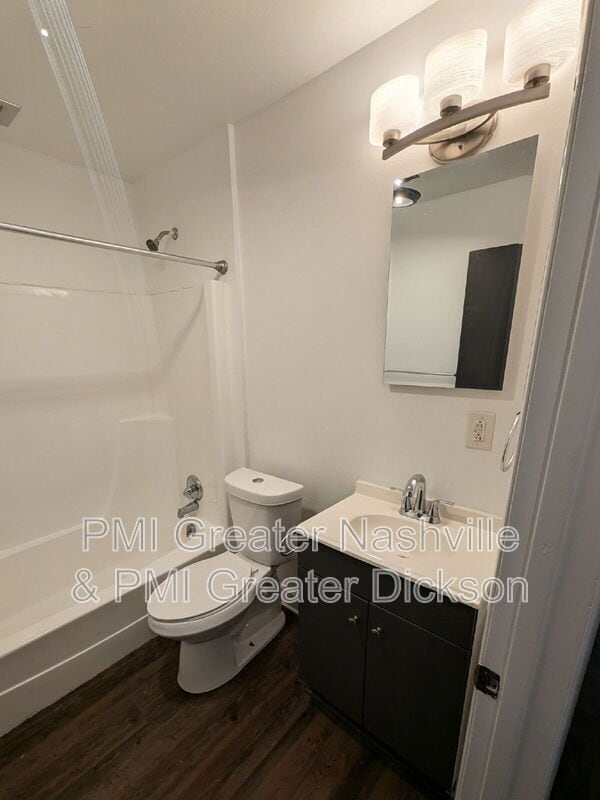 Building Photo - 816 Greenland Dr