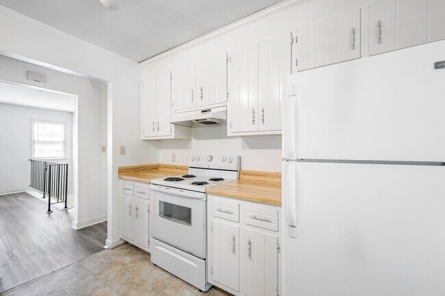 Building Photo - Great West End Two Bedroom Flat for rent